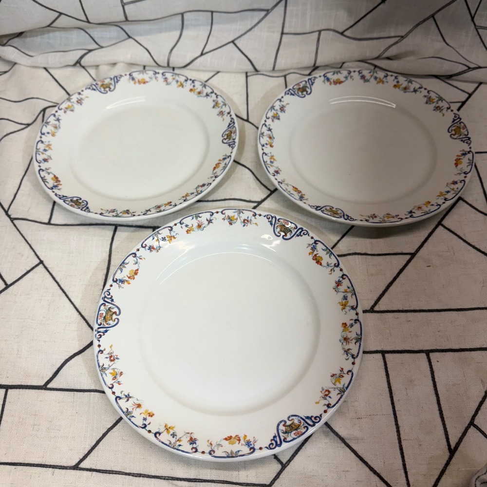 Haviland France Limoges Plates 10" White Floral Scroll T.M. James & Sons Set 3‎